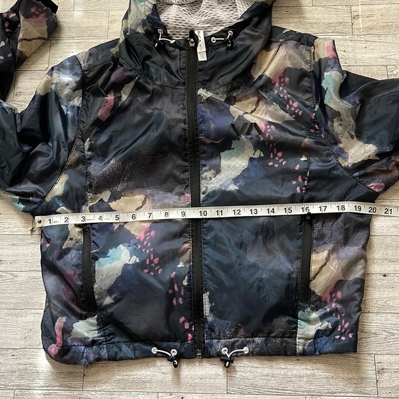 RVCA Sz S VA Sports Ripstop Cropped Windbreaker Jacket - Picture 11 of 12